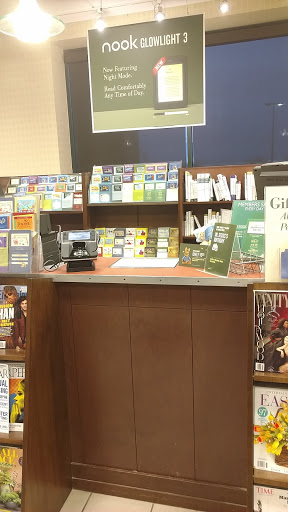 Book Store «Barnes & Noble», reviews and photos, 3050 Beeline Rd, Holland, MI 49424, USA