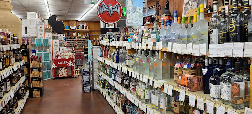 Wine Store «B-21 Fine Wine & Spirits», reviews and photos, 43380 US Hwy 19 N, Tarpon Springs, FL 34689, USA