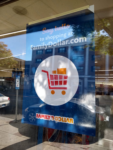 Dollar Store «FAMILY DOLLAR», reviews and photos, 199 Main St STE 201, Danbury, CT 06810, USA