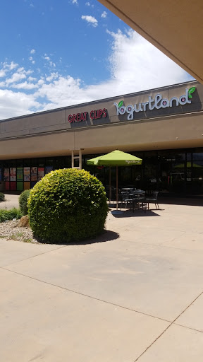Frozen Yogurt Shop «Yogurtland», reviews and photos, 7211 Plaza Center Dr #140, West Jordan, UT 84084, USA