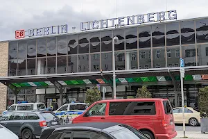 Einkaufsbahnhof Berlin-Lichtenberg image