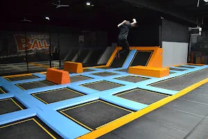 Trampoline Park Urban Jump Bezons image