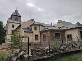 Zámeček Larischova vila