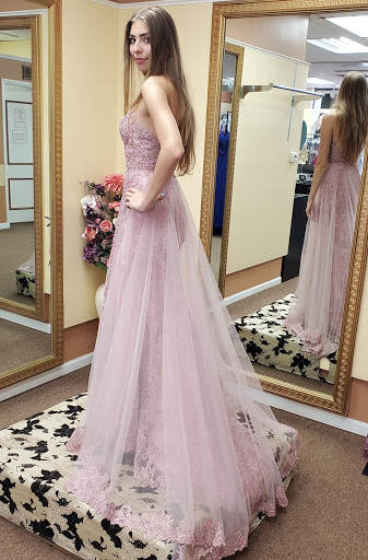 Dress Store «Stars Fashion», reviews and photos, 2063 Metro Pkwy, Sterling Heights, MI 48310, USA