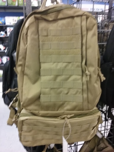 Sporting Goods Store «Big 5 Sporting Goods - Burien», reviews and photos, 125 SW 148th St, Seattle, WA 98166, USA