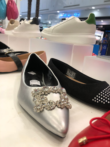 بايليس أحذية 