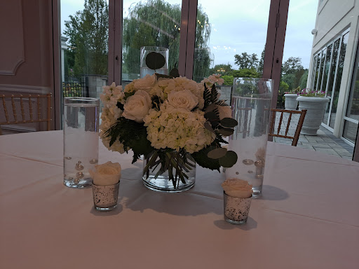 Florist «Finer Flowers», reviews and photos, 645 E Landis Ave, Vineland, NJ 08360, USA