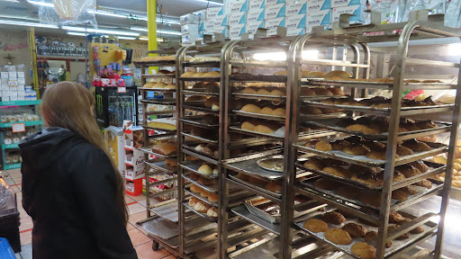 Grocery Store «Gonzales Supermarket», reviews and photos, 652 Collins St, Joliet, IL 60432, USA