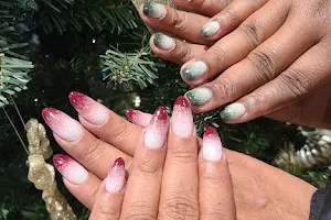 LA Nails Mokena image