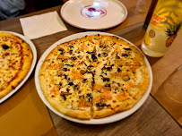 Plats et boissons du Pizzeria PIZZA HOT à Pierrelatte - n°2
