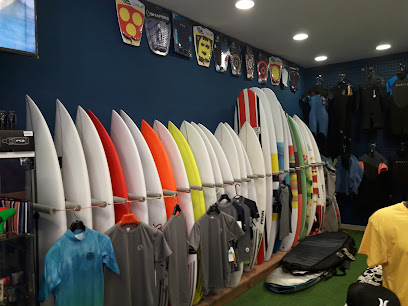 Delocos Surf Shop School