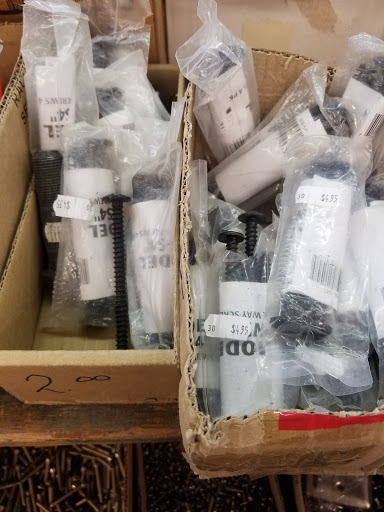 Discount Store «Salvage Discount Store», reviews and photos, 4307 Kernersville Rd, Kernersville, NC 27284, USA