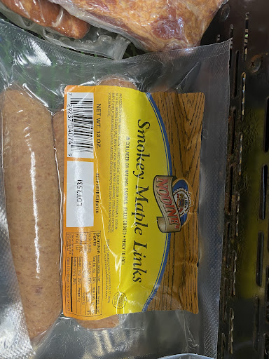 Gourmet Grocery Store «Nodines Gourmet Store», reviews and photos, 39 North St, Goshen, CT 06756, USA