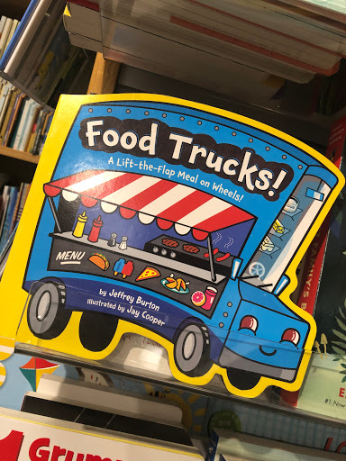 Book Store «Readers World», reviews and photos, 194 S River Ave, Holland, MI 49423, USA