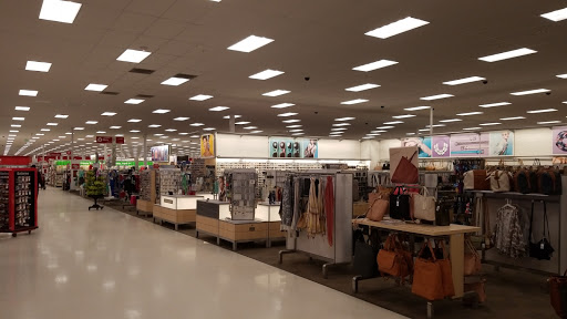Department Store «Target», reviews and photos, 210 Ballardvale St, Wilmington, MA 01887, USA