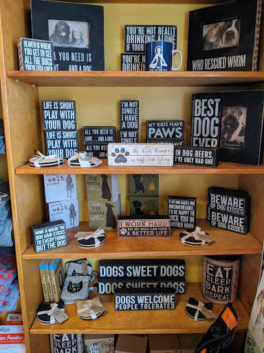 Pet Supply Store «Three Dog Bakery», reviews and photos, 444 Massachusetts Ave, Indianapolis, IN 46204, USA