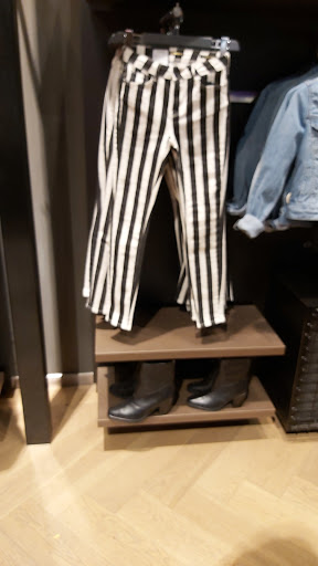 Stores to buy men's sweatpants Rotterdam