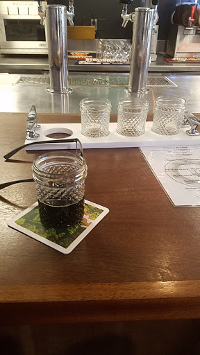 Oyster Bar Restaurant «Triton Craft Beer and Oyster Bar», reviews and photos, 308 Centre St, Beach Haven, NJ 08008, USA