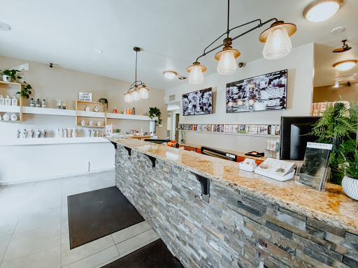 Tanning Salon «BramaSole Tanning & Boutique», reviews and photos, 1228 Willow Creek Rd # 3, Prescott, AZ 86301, USA