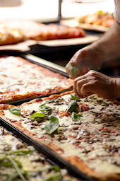 Photo n°24 de Pizza Di Loretta - Courcelles à Paris ()