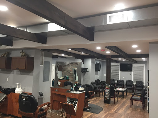 Barber Shop «Goodfellas Traditional Barber Shop», reviews and photos, 1515 Hancock St #101, Quincy, MA 02169, USA