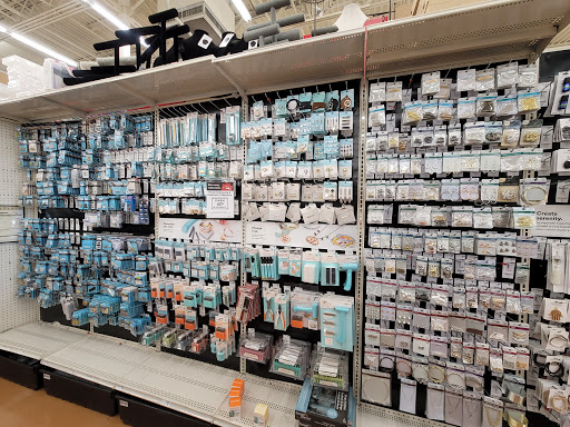Craft Store «Michaels», reviews and photos, 612 W Crossville Rd, Roswell, GA 30075, USA