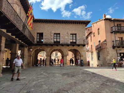Plaza Mayor de Albarracín Pl. Mayor, 44126 Albarracín, Teruel, España