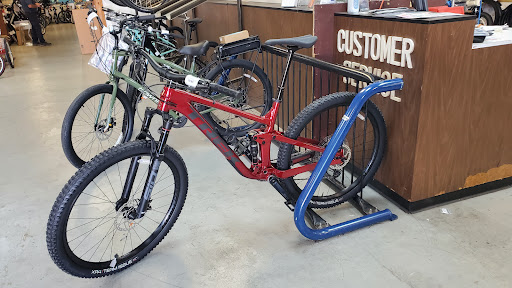 Bicycle Store «LakeShore Bicycles», reviews and photos, 2108 Blanding Blvd, Jacksonville, FL 32210, USA