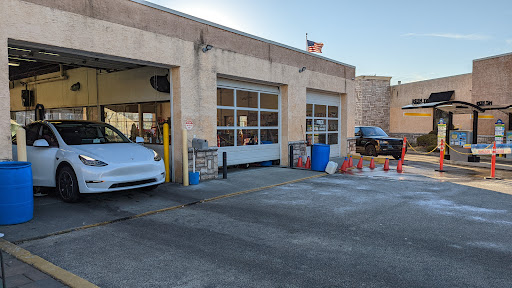 Auto Sheen Car Wash & Oil Change - Cherry Hill en Cherry Hill
