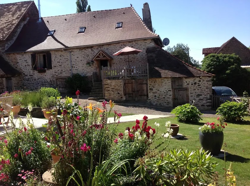 The Farmhouse in Figeas à Coussac-Bonneval (Haute-Vienne 87)