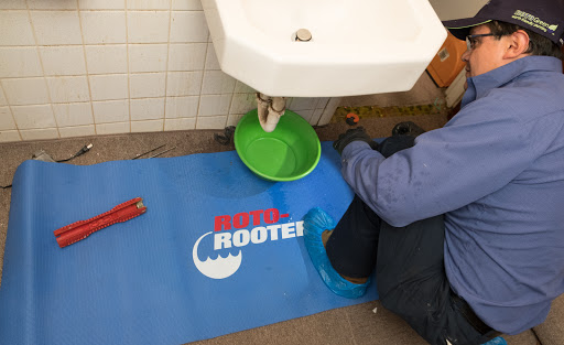 Plumber «Roto-Rooter Plumbing & Drain Services», reviews and photos, 1221 Chapel St, New Haven, CT 06511, USA