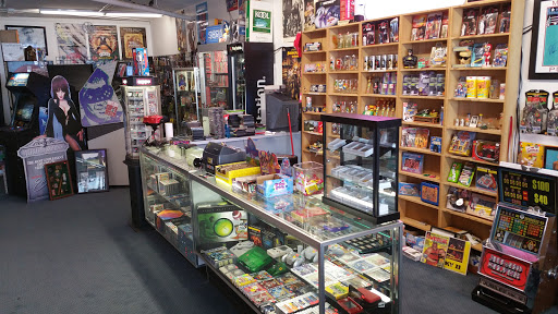 Collectibles Store «Makes Cents Variety Store», reviews and photos, 5027 W Howard Ave, Milwaukee, WI 53220, USA