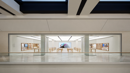 Computer Store «Apple Sherman Oaks», reviews and photos, 14006 Riverside Dr, Sherman Oaks, CA 91423, USA