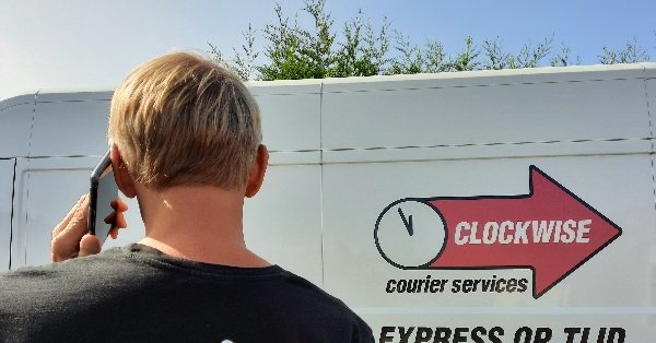 Beoordelingen van Clockwise Courier Services in Halle - Koeriersbedrijf