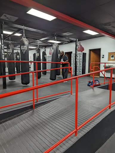 Health Club «TITLE Boxing Club Dallas Central & Forest», reviews and photos, 11613 N Central Expy, Dallas, TX 75243, USA