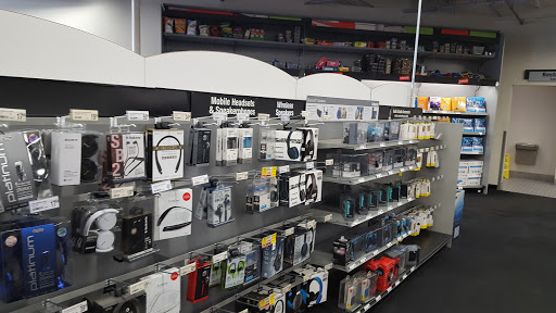 Office Supply Store «Staples», reviews and photos, 2120 SW 32nd Ave, Coral Gables, FL 33145, USA