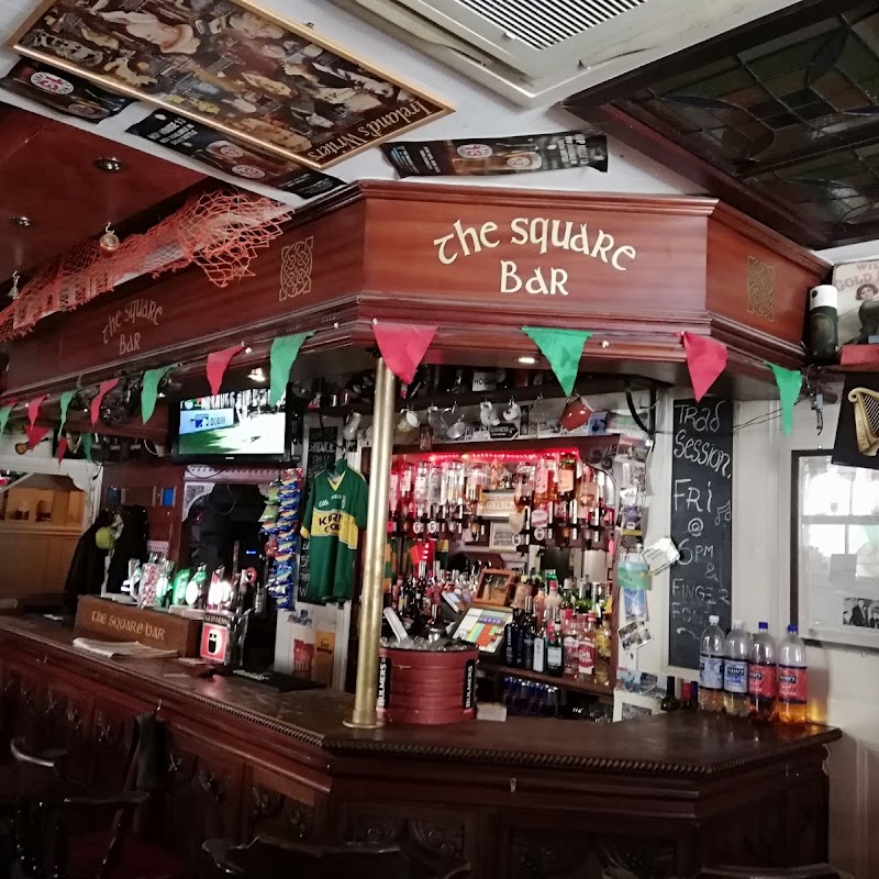 An Cearnóg bar