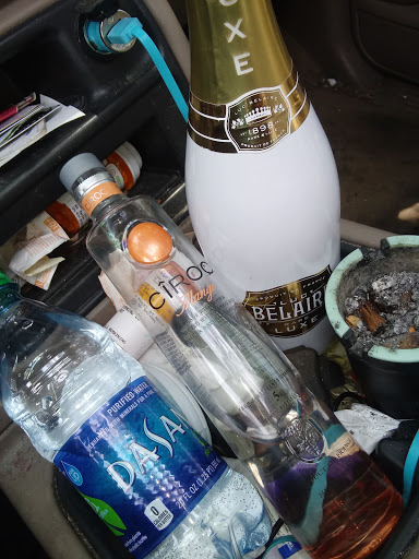 Liquor Store «Palace Liquor Store», reviews and photos, 3609 Beecher Rd, Flint, MI 48503, USA