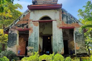 Wat Mae Nang Pluem image