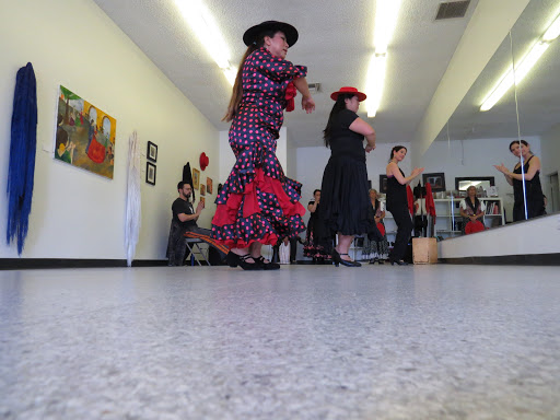 Esencia Flamenca Dance Company and School