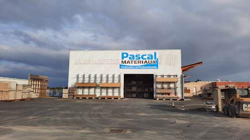 Magasin de materiaux de construction France Matériaux - Superbloc Pascal Matériaux Servian