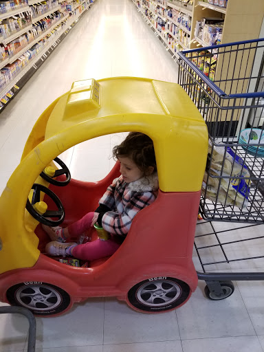 Grocery Store «Giant Food Stores», reviews and photos, 1465 W Broad St, Quakertown, PA 18951, USA