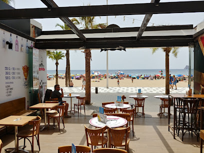 Bulldog Beach Bar Benidorm - Av. de Madrid, 12, 03503 Benidorm, Alicante, Spain