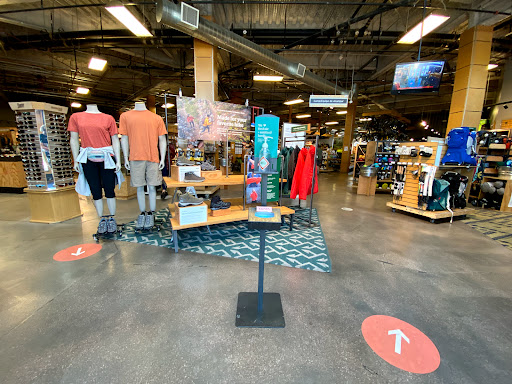 Camping Store «REI», reviews and photos, 2220 Village Walk Dr #150, Henderson, NV 89052, USA