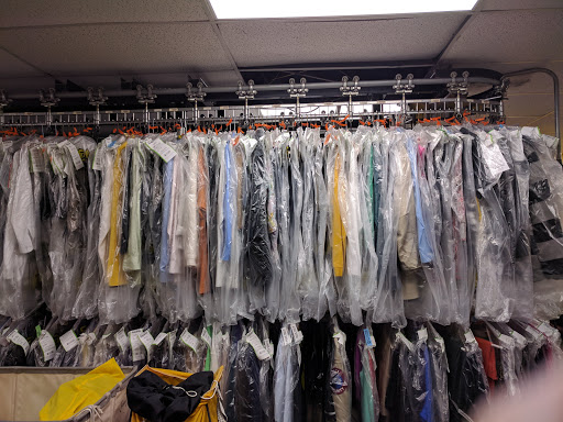 Dry Cleaner «ZIPS Dry Cleaners», reviews and photos, 901 Rockville Pike, Rockville, MD 20852, USA