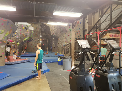 Rock Climbing Gym «The Cliffs at Valhalla», reviews and photos, 1 Commerce St, Valhalla, NY 10595, USA