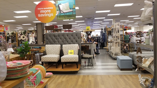 Department Store «T.J. Maxx», reviews and photos, 99 Gateway Dr, Mechanicsburg, PA 17055, USA