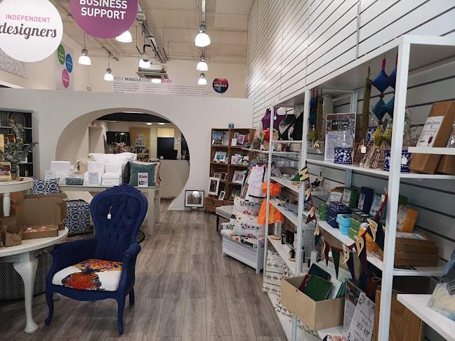 Comments and reviews of Petit Miracle Interiors Makerspace