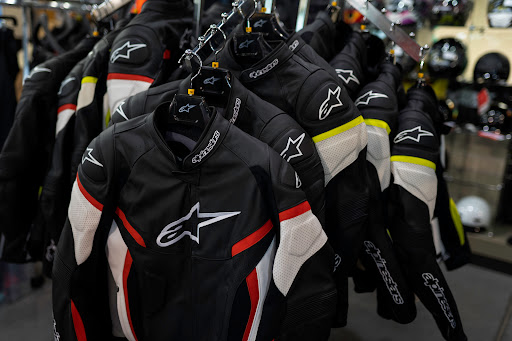 Motorcycle Dealer «RideNow Powersports Ocala», reviews and photos, 3880 N US Hwy 441, Ocala, FL 34475, USA