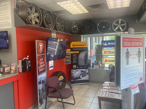 Tire Shop «The Tire Shop», reviews and photos, 925 Edwards Ferry Rd NE, Leesburg, VA 20176, USA